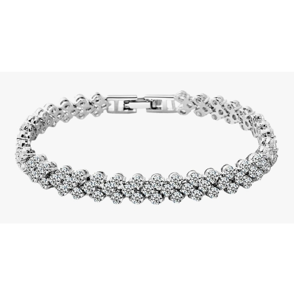 🆕️ Elegant Silver Bracelet - Picture 2 of 7